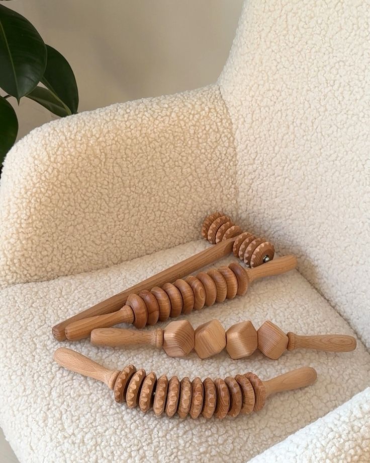 FULL BODY LYMPHATIC DRAINAGE MASSAGE SYDNEY CBD | WOOD THERAPY BODY SCULPT