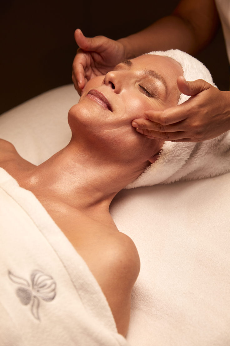 25 STEP ROYALTY TREATMENT | HEADSPA | FACESPA | ANTI BLOATING ABDOMINAL DETOX MASSAGE